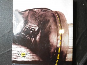 náhled knihy - Dr. Martens