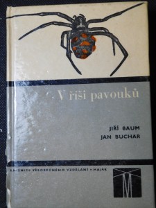 náhled knihy - V říši pavouků : doplňková četba k učebnicím zoologie pro zákl. devítileté školy, stř. všeobec. vzdělávací, zeměd. a pedagog. školy