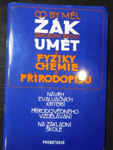 náhled knihy - Co by měl žák základní školy umět z fyziky, chemie a přírodopisu