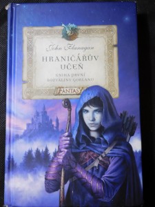 náhled knihy - Hraničářův učeň. Královská hraničářka