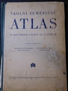 náhled knihy - Školní zeměpisný atlas : 94 map, mapek a plánů na 37 listech : Učeb. pomůcka pro šk. 2. a 3. stup. ... [a] pre šk. 2, a 3. stup. s vyučovacím jaz. slov.