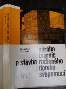 náhled knihy - Výroba tvárnic a stavba rodinného domku svépomocí