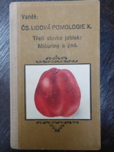 náhled knihy - Jablka : III. stovka: Mičurinovy odrůdy a jiné