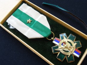 náhled knihy - Odznak za členství a činnost ve střelectvu a ČSR obci střelecké