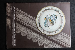 náhled knihy - Lidové umění Luhačovického Zálesí : Stálá etnografická expozice Oblastního muzea jihovýchodní Moravy v Gottwaldově : Průvodce výstavou