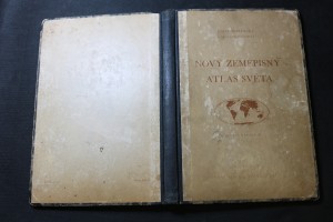 náhled knihy - Nový zeměpisný atlas světa : Soubor map