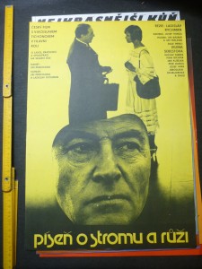 náhled knihy - píseň o stromu a růži