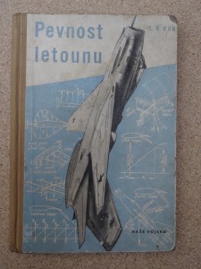 náhled knihy - Pevnost letounu