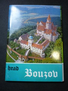 náhled knihy - hrad Bouzov