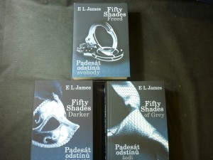 náhled knihy - Padesát odstínů šedi trilogie I.,II.,III.