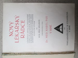 náhled knihy - Nový lékařský rádce : lékařská kniha o zdravovědě vůbec, se zvláštním zřetelem k novějším poznatkům všech léčebných metod a k osvědčeným domácím léčbám