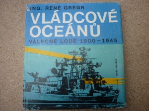náhled knihy - Vládcové oceánů : válečné lodě 1900 až 1945