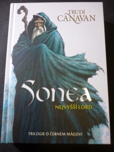 náhled knihy - Sonea - trilogie o černém mágovi. Nejvyšší lord