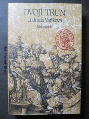 náhled knihy - Dvojí trůn : druhý díl trilogie