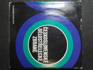 náhled knihy - Československé dělostřelecké zbraně