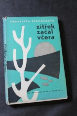 náhled knihy - Zítřek začal včera