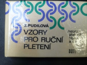 náhled knihy - Vzory pro ruční pletení (vzory pletené hladce a obratce)
