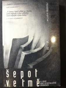 náhled knihy - Šepot ve tmě a jiné hrůzostrašné příběhy