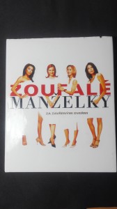 náhled knihy - Zoufalé manželky za zavřenými dveřmi