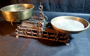 náhled knihy - Starožitná váha se šťopkou - 5kg