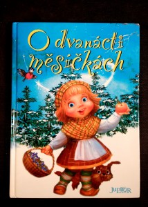 náhled knihy - O dvanácti měsíčkách
