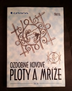 náhled knihy - Ozdobné kovové ploty a mříže