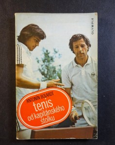 náhled knihy - Tenis od kapitánského stolku