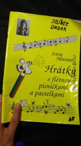 náhled knihy - Hrátky s flétnou, písničkami a pastelkam