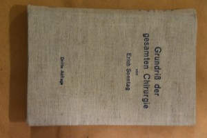 náhled knihy - Grundriß der Gesamten Chirurgie : Ein Taschenbuch für Studierende und Ärzte
