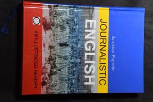 náhled knihy - Journalistic English : a reader for intermediate learners