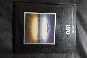 náhled knihy - UFO