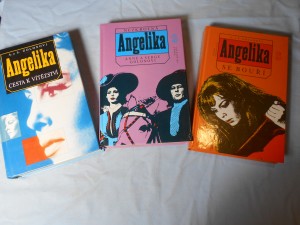 náhled knihy - Angelika se bouří, Nezkrotná Angelika, Angelika cesta k vítězství
