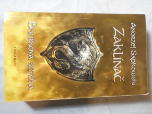 náhled knihy - Zaklínač : román o Geraltovi. Bouřková sezóna