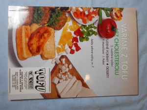 náhled knihy - Vaříme z tofu bez cholesterolu : teplé a studené pokrmy, deserty