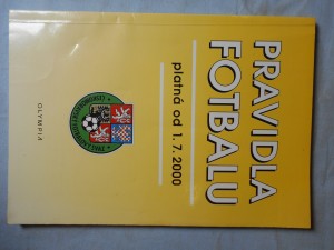 náhled knihy - Pravidla fotbalu : Platná od 1. 7. 2000