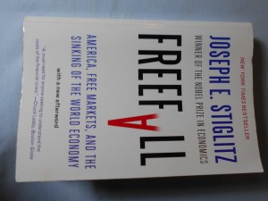 náhled knihy - Freefall: America, free markets, and the sinking of the world economy
