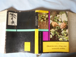 náhled knihy - Zakořeňování a štěpování ovocných rostlin