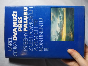 náhled knihy - Dva muži přes palubu : příběhy z cest po mořích a zemích tří kontinentů