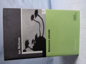 náhled knihy - Betonová zahrada