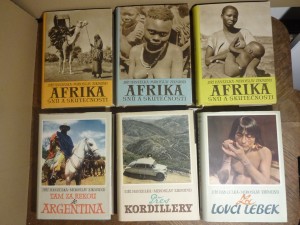náhled knihy - Přes Kordilery, Za lovci lebek, Tam za řekou je Agentina, Afrika snů a skutečnosti I, II, III / 6 knih v hezkém stavu /