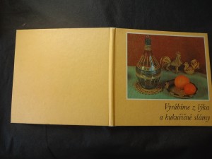 náhled knihy - Vyrábíme z lýka a kukuřičné slámy : tradiční techniky v soudobém stylu