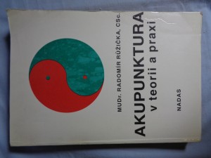 náhled knihy - Akupunktura v teorii a praxi