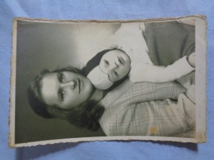 náhled knihy - Matka a dítě - fotografie