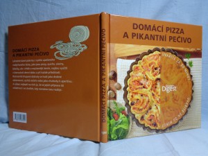 náhled knihy - Domácí pizza a pikantní pečivo: uvaříte za 30 minut