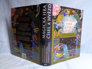 náhled knihy - Magická hra čísel a hvězd: kompletní průvodce astrologií a numerologií 