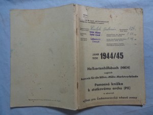 náhled knihy - Hofkartenhilfsbuch zugleich Ausweis für die Böhm.-Mähr. Marktverbände: Jahr 1944/45 Pomocná knížka k statkovému archu (PK) a zároveň výkaz pro Českomoravské trhové svazy