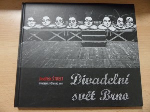 náhled knihy - Divadelní svět Brno 2011