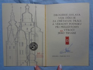 náhled knihy - Drogerie Jihlava vám děkuje za obětavou práci a věrnost podniku - 10. výročí