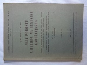 náhled knihy - Vliv porostů a reliefu na rendziny Karlštejnska = Influence of the Forest Stands and the Relief upon the Lime-Soils (Rendzinas) in the Area of the Karlstejn District = Vlijanije lesnych nasaždenij i rel'jefa na fizičeskijei chimičeskije svojstva rendzin v oblasti Karlštejna v Čechiji