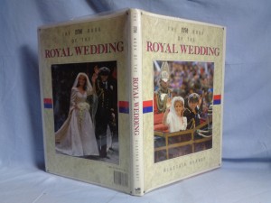 náhled knihy - The ITN book of the royal wedding